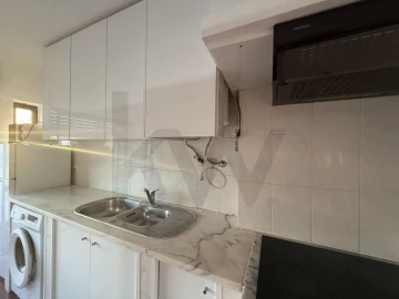 Apartamento T1 para Venda em Albufeira e Olhos de Água