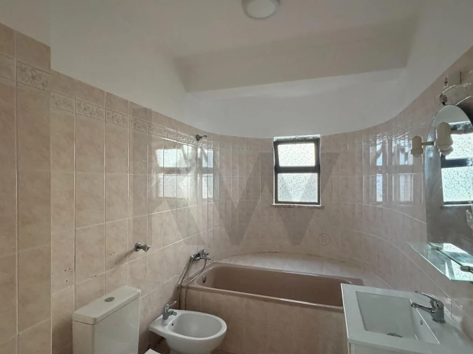 Apartamento T1 para Venda em Albufeira e Olhos de Água Foto 14
