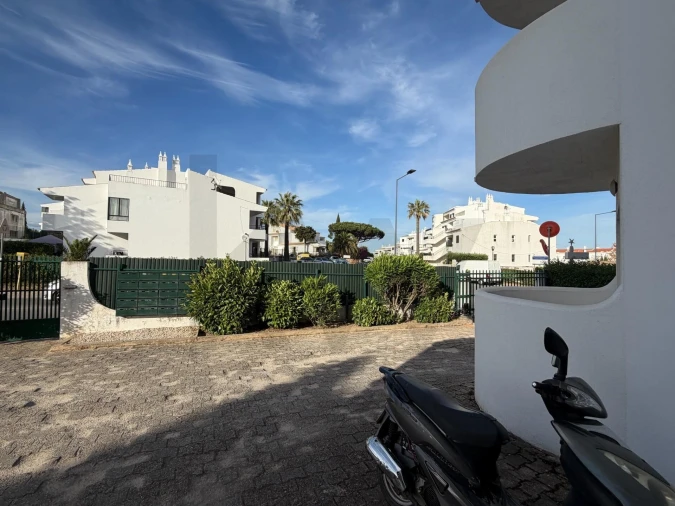 Apartamento T1 para Venda em Albufeira e Olhos de Água Foto 21