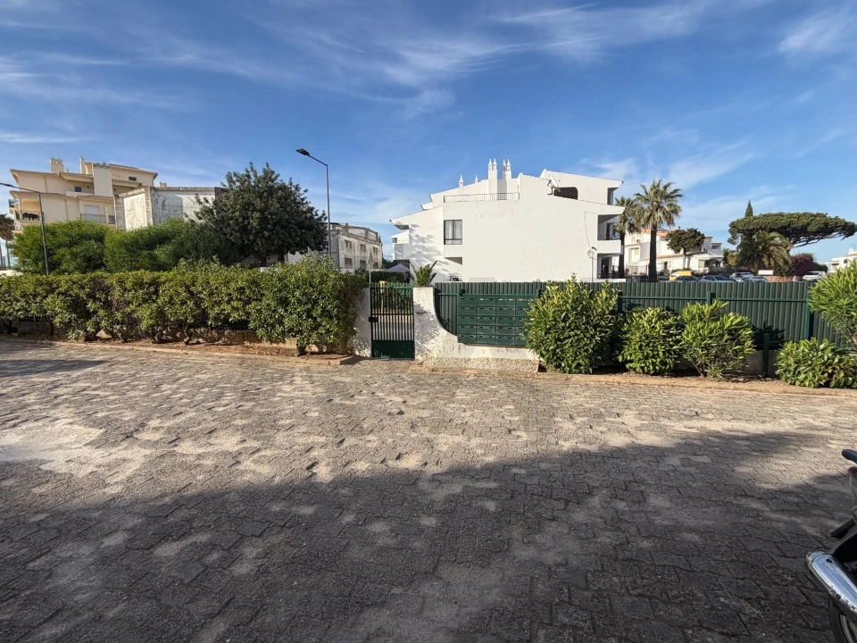Apartamento T1 para Venda em Albufeira e Olhos de Água Foto 23