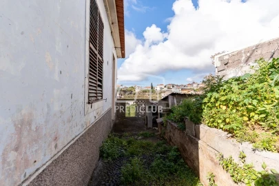 Moradia T3 para Venda em Imaculado Coração de Maria