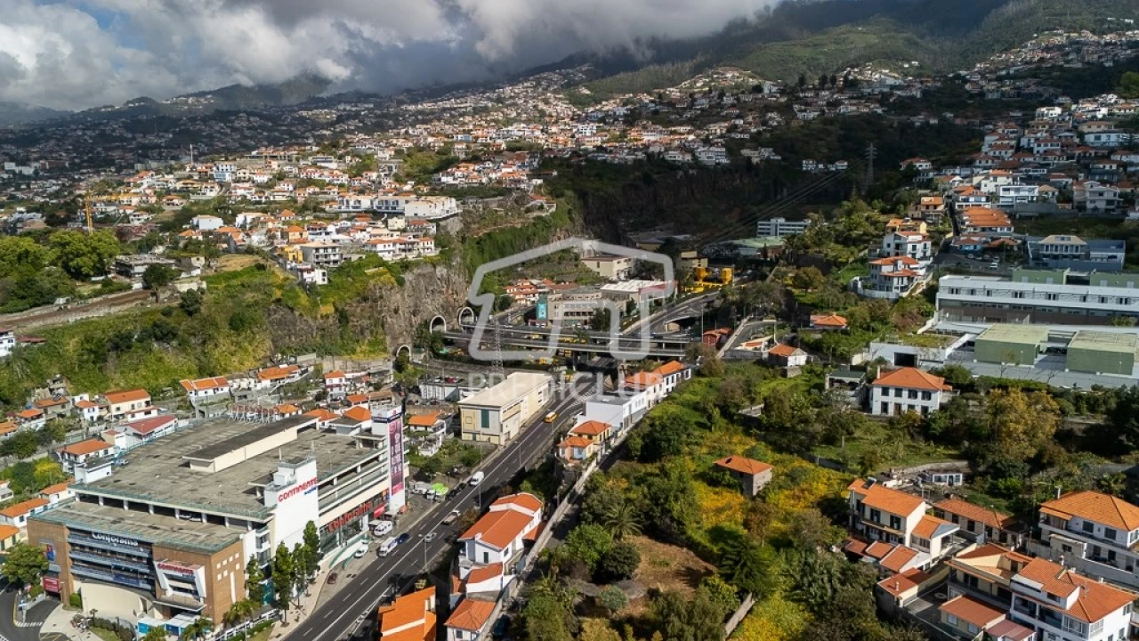 Moradia T3 para Venda em Imaculado Coração de Maria Foto 3