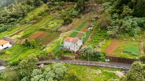 Moradia T3 para Venda em Santana
