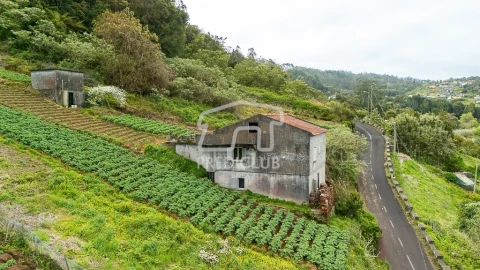 Moradia T3 para Venda em Santana