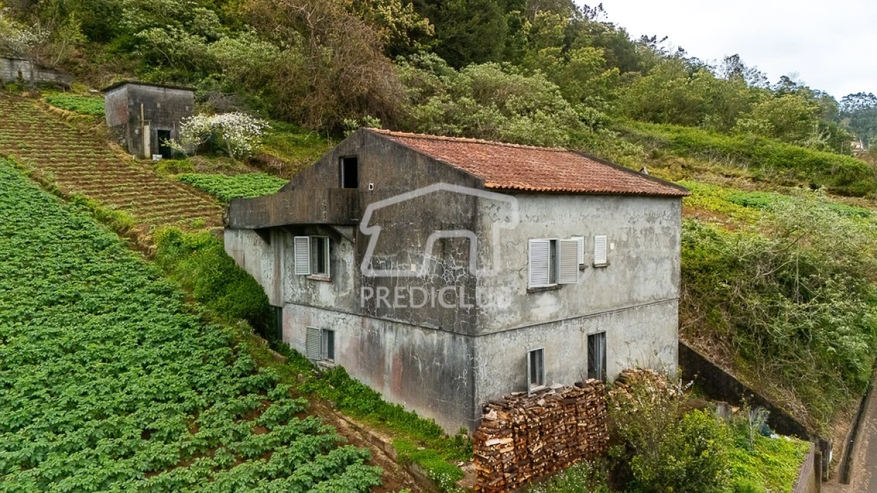 Moradia T3 para Venda em Santana Foto 16