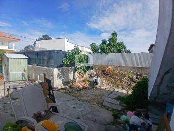 Moradia T3 para Venda em Azeitão (São Lourenço e São Simão)