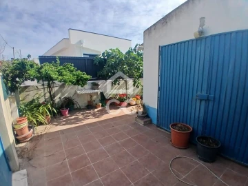 Moradia T3 para Venda em Azeitão (São Lourenço e São Simão)