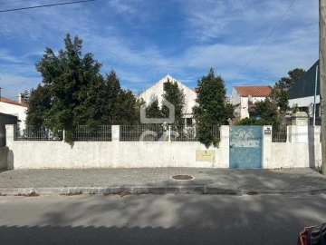 Moradia T3 para Venda em Azeitão (São Lourenço e São Simão)