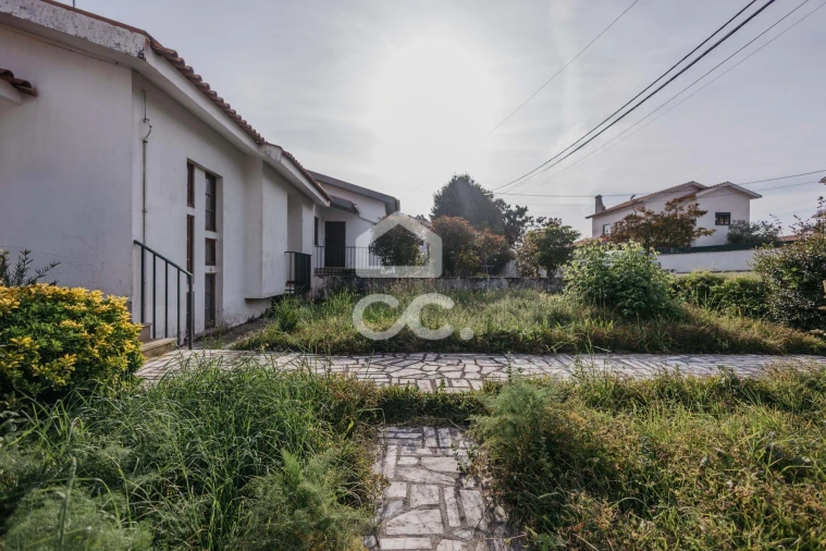 Moradia T4 para Venda em Afife Foto 6