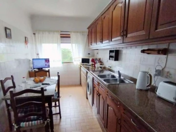 Apartamento T3 para Venda em Agualva e Mira-Sintra