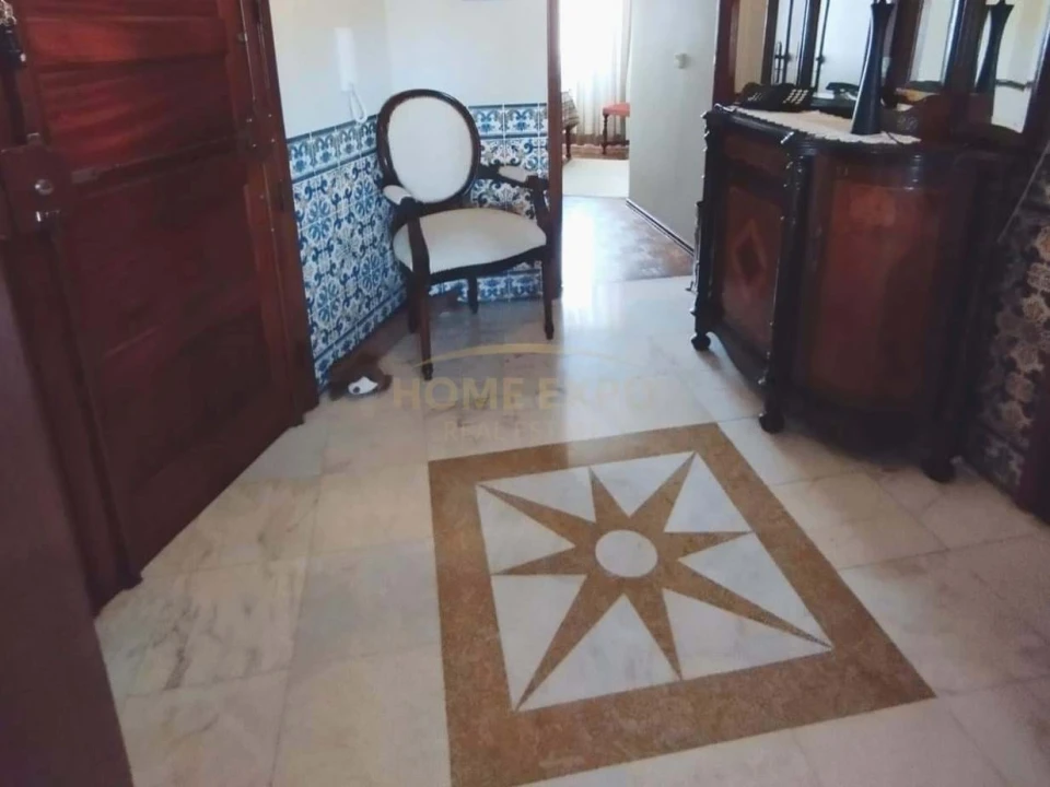 Apartamento T3 para Venda em Agualva e Mira-Sintra Foto 5