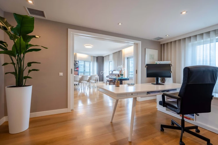 Apartamento T4 para Venda em Parque das Nações Foto 20
