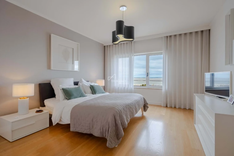 Apartamento T4 para Venda em Parque das Nações Foto 23