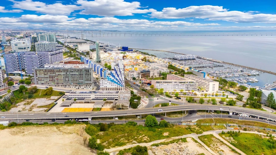 Apartamento T4 para Venda em Parque das Nações Foto 37
