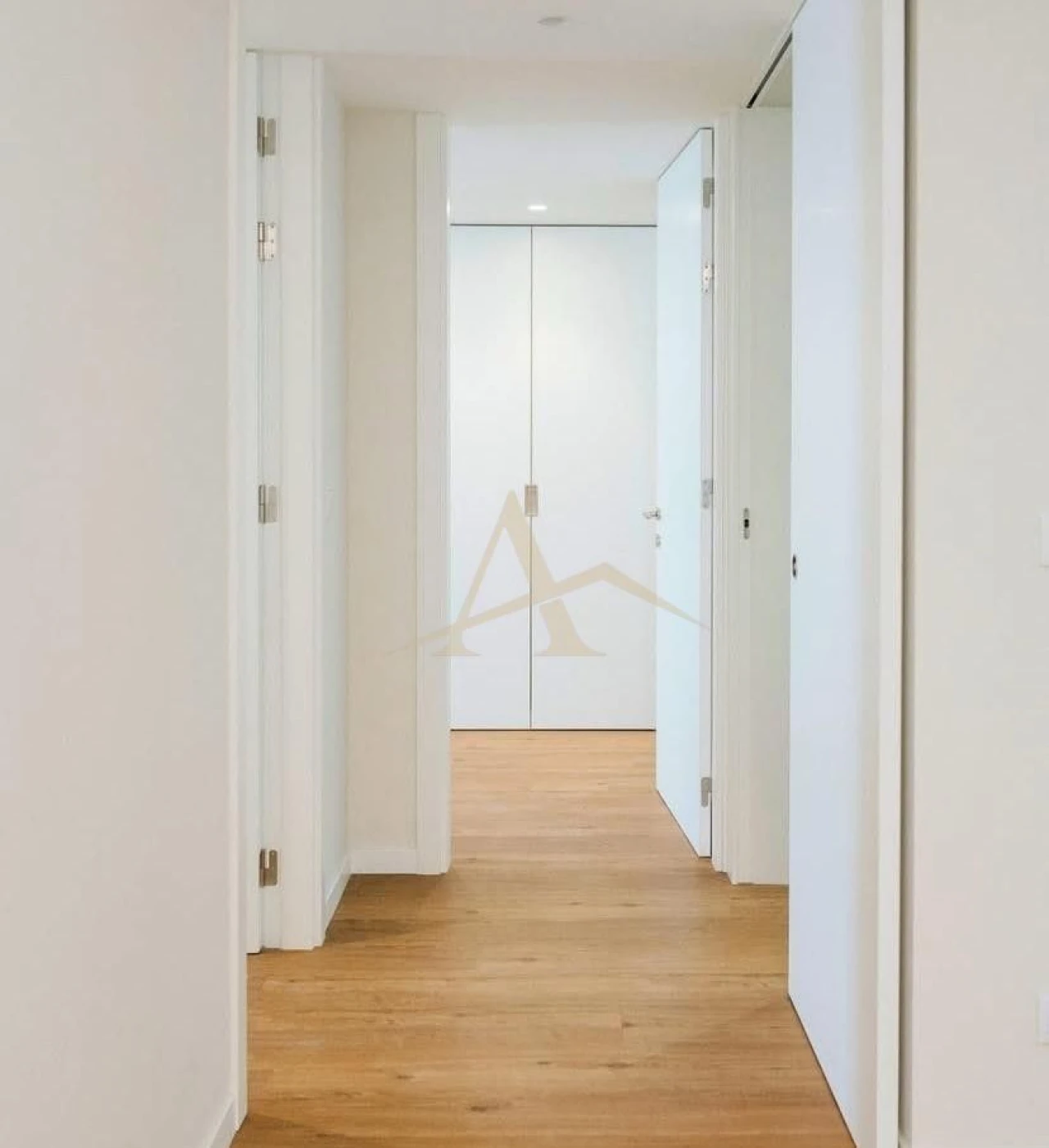 Apartamento T2 para Venda em Oliveira do Douro Foto 9
