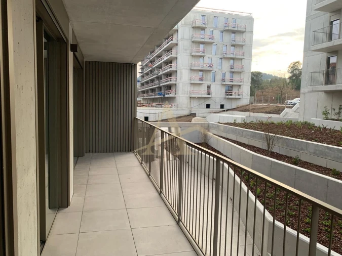Apartamento T2 para Venda em Oliveira do Douro Foto 16