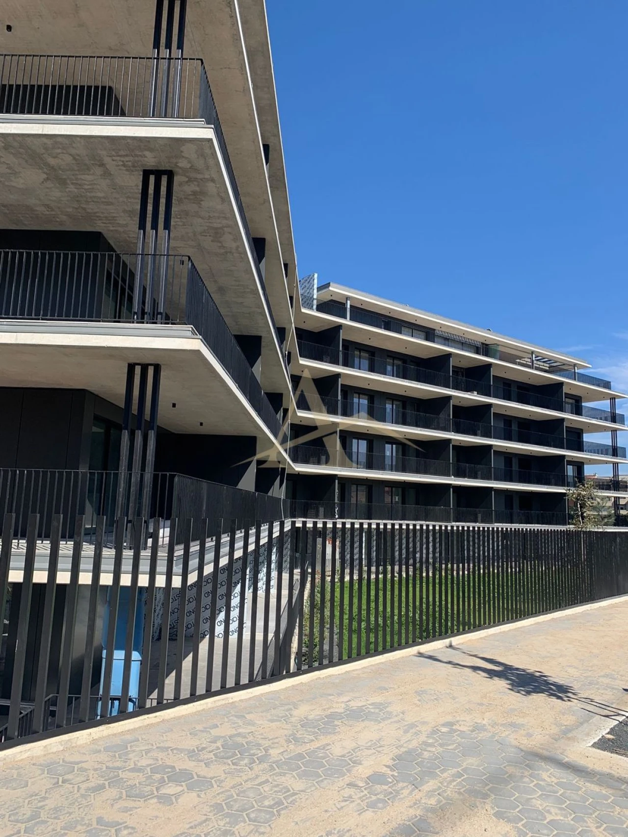 Apartamento T1 para Venda em Santa Marinha Foto 1