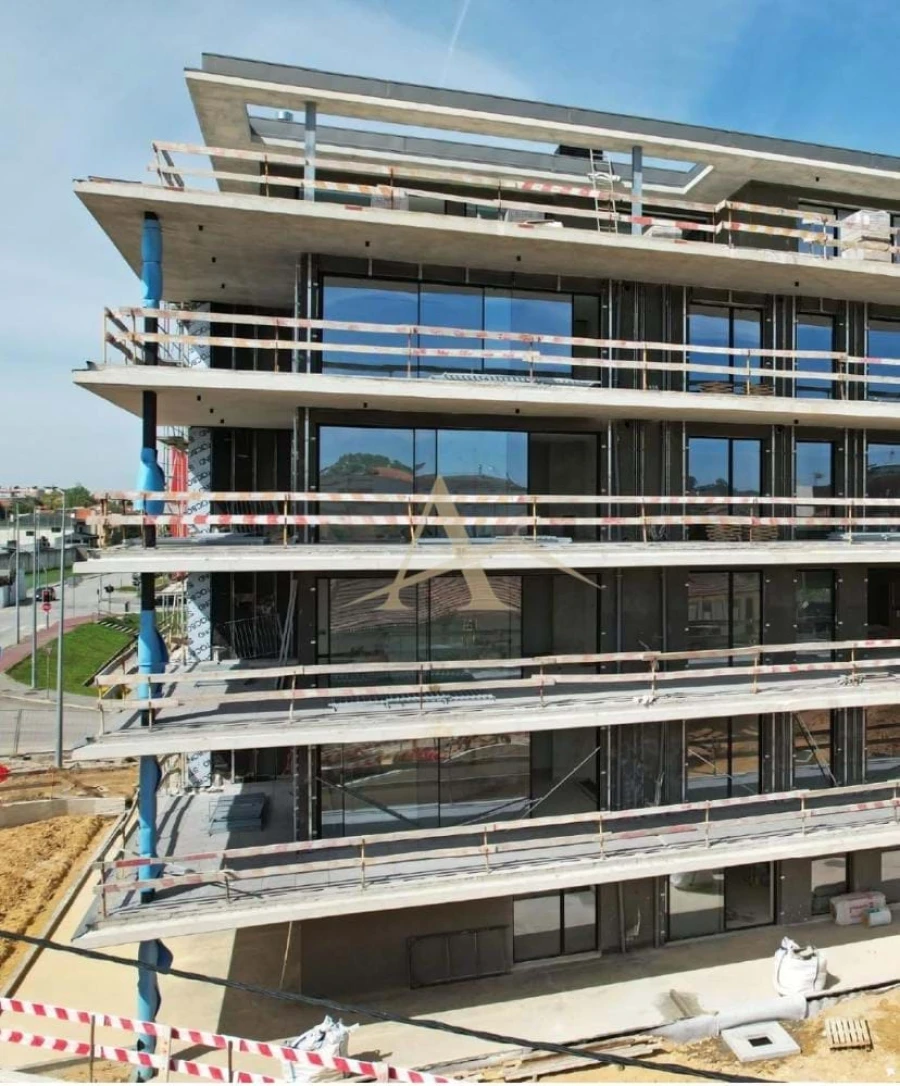 Apartamento T1 para Venda em Santa Marinha Foto 12