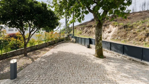 Moradia T2 para Venda em Fregim