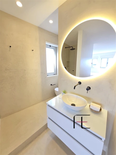 Apartamento T4 para Venda em Cedofeita, Santo Ildefonso, Sé, Miragaia, São Nicolau e Vitória