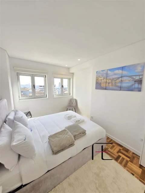 Apartamento T4 para Venda em Cedofeita, Santo Ildefonso, Sé, Miragaia, São Nicolau e Vitória