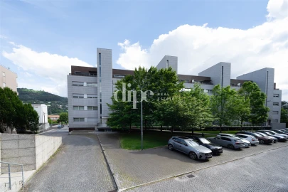 Apartamento T3 para Venda em Oliveira, São Paio e São Sebastião