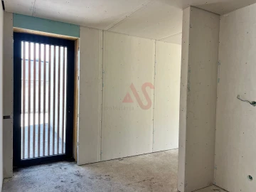 Moradia T3 para Venda em Leitões, Oleiros e Figueiredo