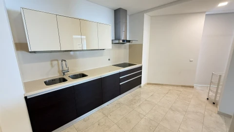 Apartamento T2 para Venda em São Martinho