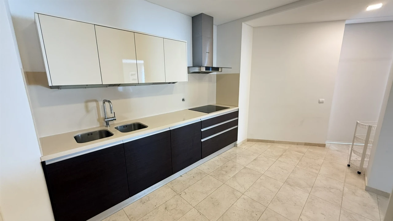 Apartamento T2 para Venda em São Martinho Foto 12