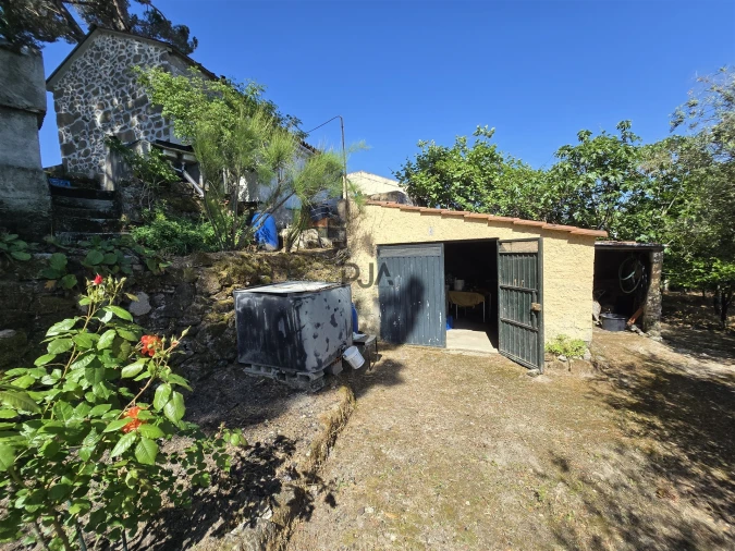 Quinta T0 para Venda em Santiago de Cassurrães e Póvoa de Cervães Foto 15