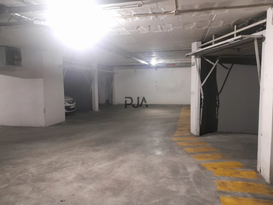 Garagem para Arrendamento em Viseu Foto 3