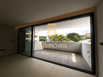 Apartamento T4 para Venda em Gondomar (São Cosme), Valbom e Jovim