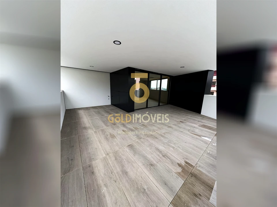 Apartamento T4 para Venda em Gondomar (São Cosme), Valbom e Jovim Foto 14