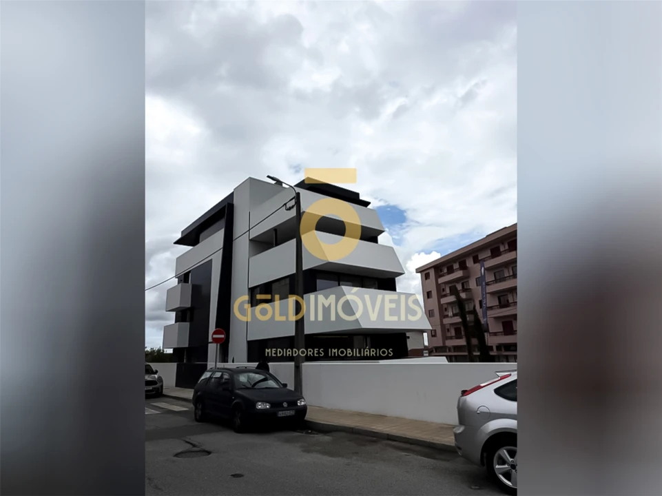 Apartamento T4 para Venda em Gondomar (São Cosme), Valbom e Jovim Foto 18