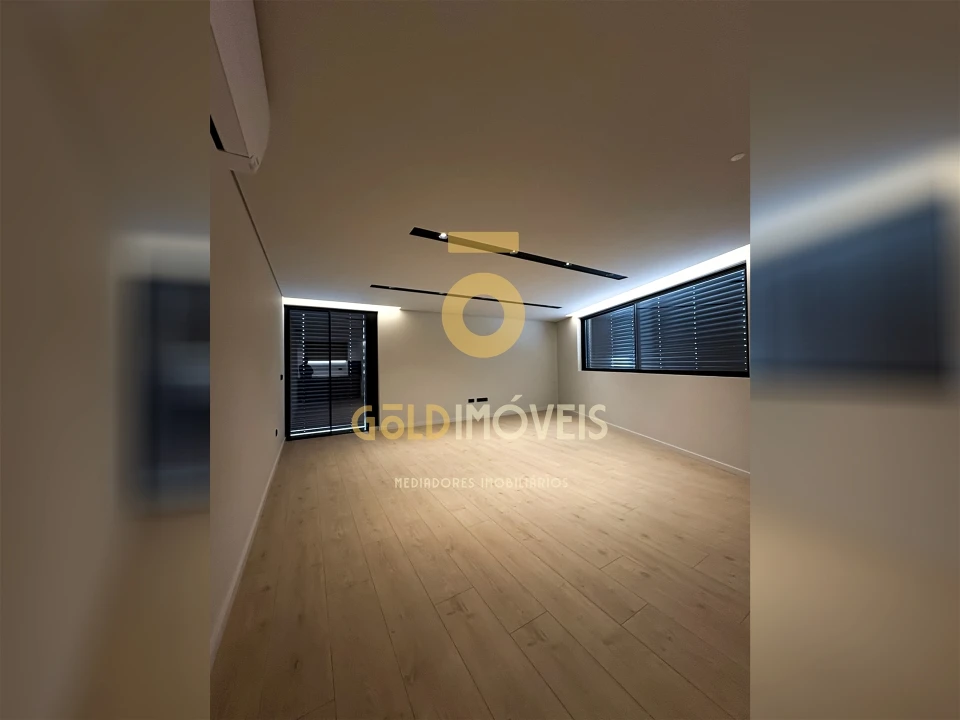 Apartamento T4 para Venda em Gondomar (São Cosme), Valbom e Jovim Foto 6