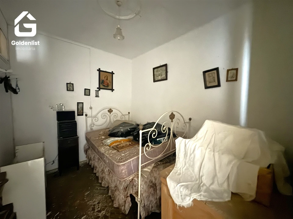 Moradia T2 para Venda em Espírito Santo, Nossa Senhora da Graça e São Simão Foto 3