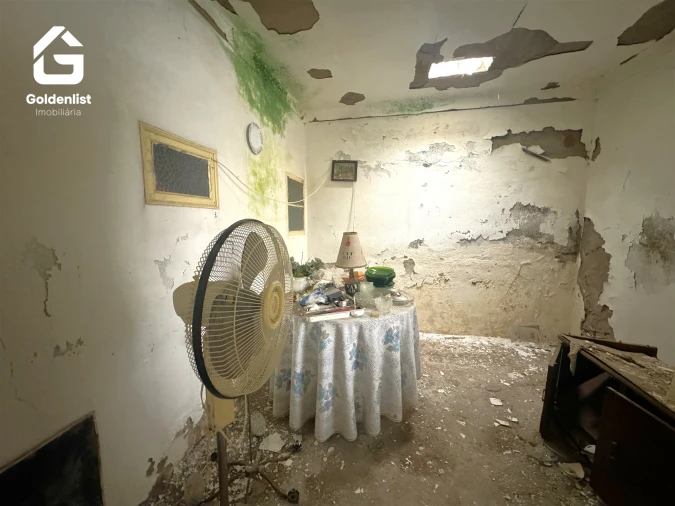 Moradia T2 para Venda em Espírito Santo, Nossa Senhora da Graça e São Simão Foto 8