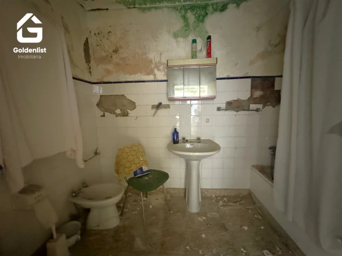 Moradia T2 para Venda em Espírito Santo, Nossa Senhora da Graça e São Simão Foto 9