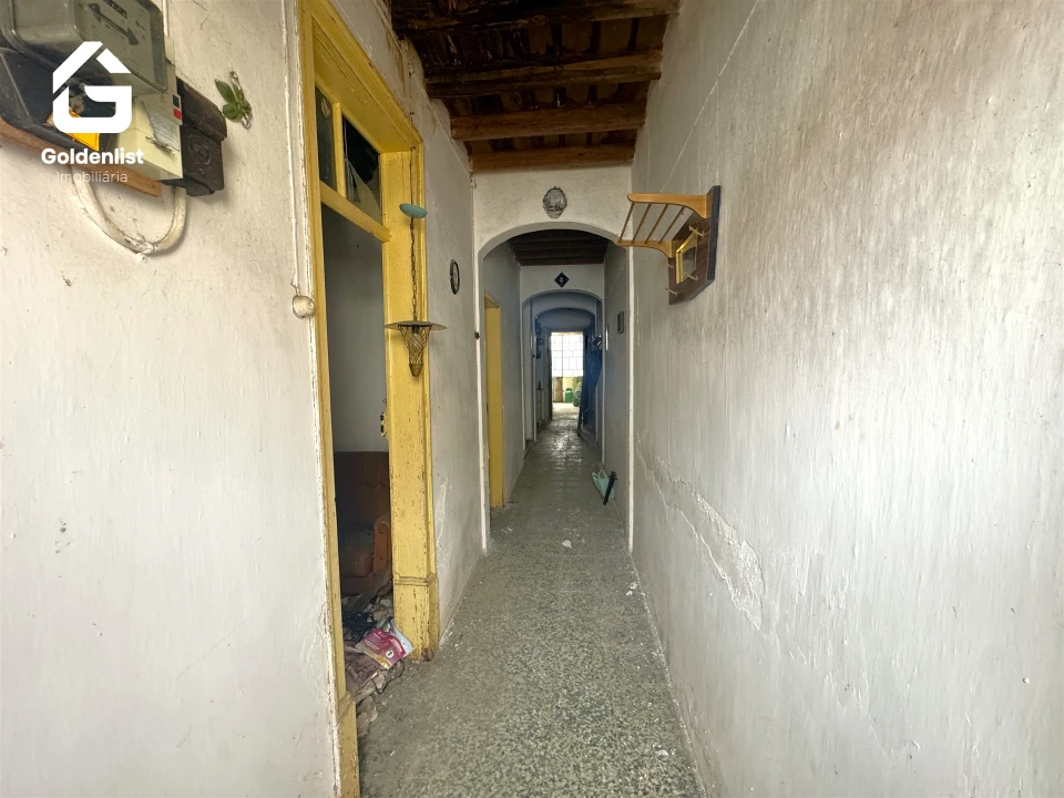 Moradia T2 para Venda em Espírito Santo, Nossa Senhora da Graça e São Simão Foto 4