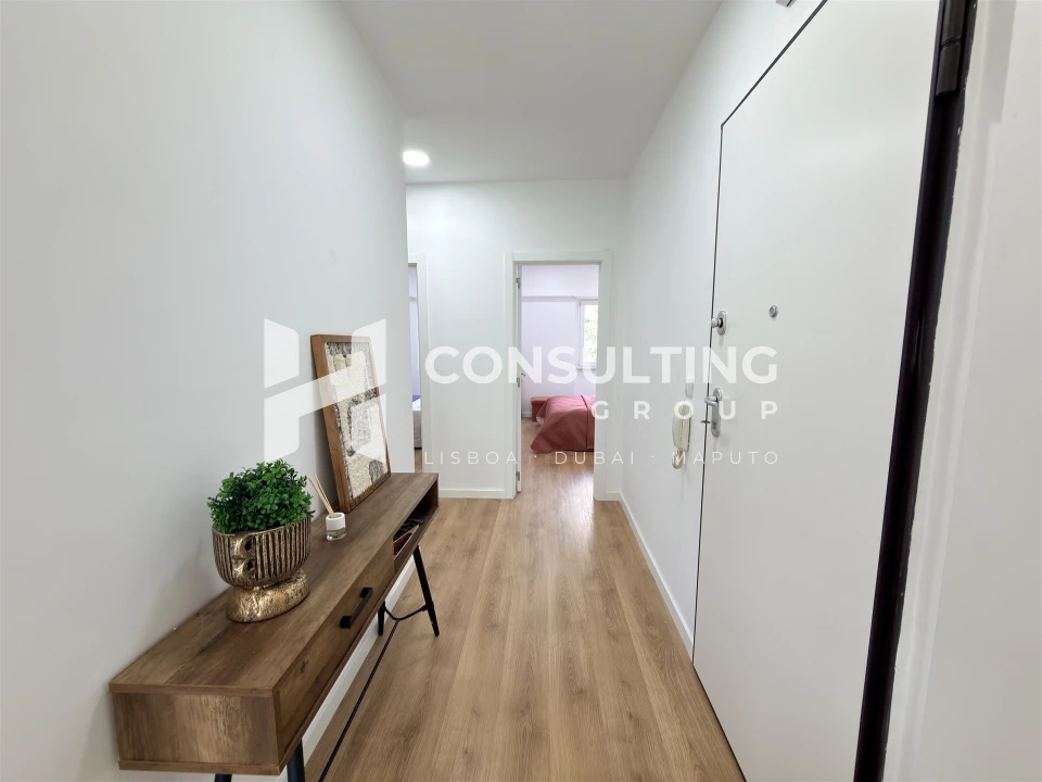 Apartamento T3 para Venda em Benfica Foto 23