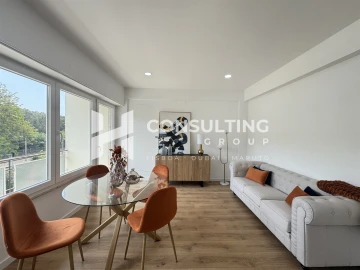 Apartamento T3 para Venda em Benfica