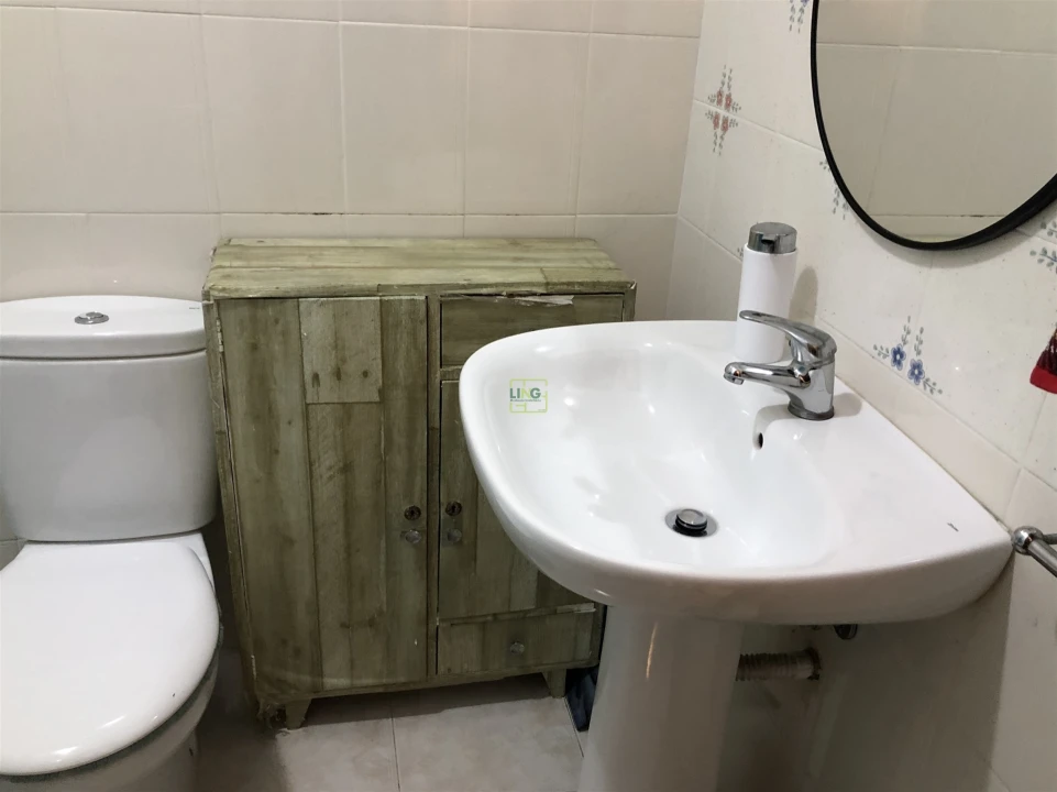 Apartamento T1 para Arrendamento em Castelo Branco Foto 12