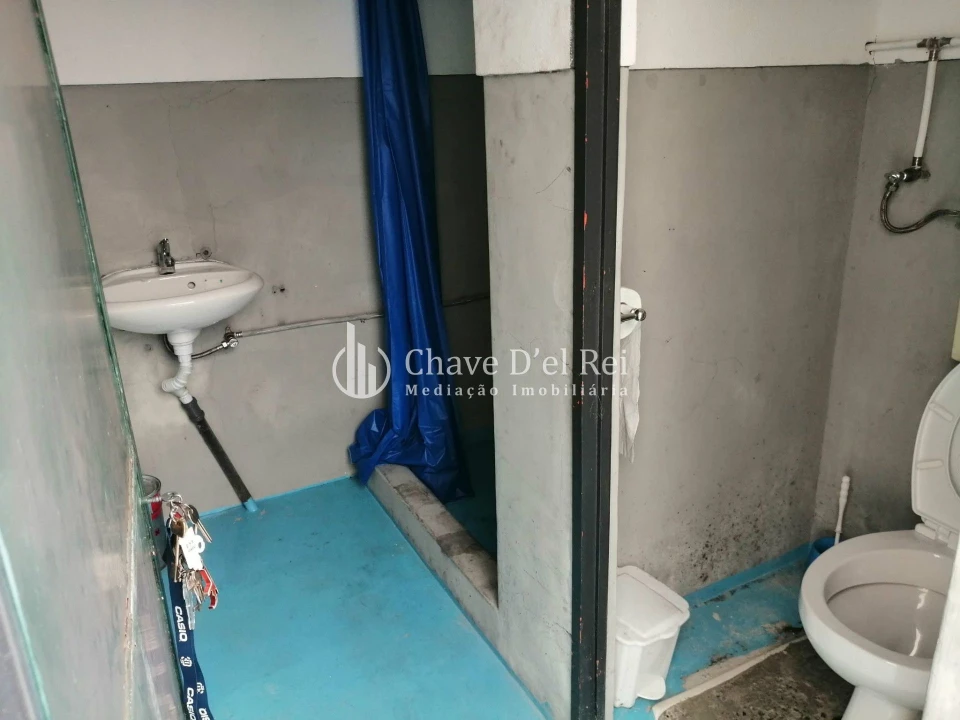 Armazém para Arrendamento em Abraveses Foto 5