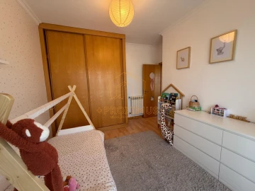 Apartamento T3 para Venda em Tavarede