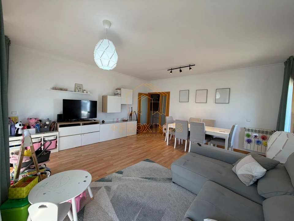 Apartamento T3 para Venda em Tavarede Foto 11