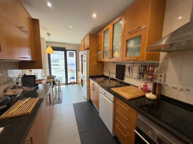 Apartamento T3 para Venda em Tavarede Foto 6
