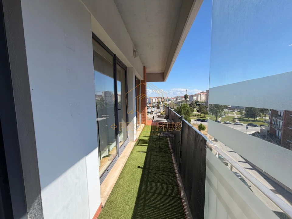Apartamento T3 para Venda em Tavarede Foto 32