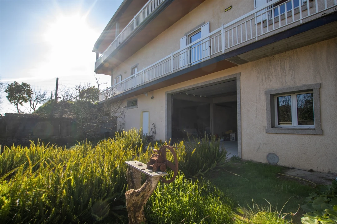 Moradia T4 para Venda em Viseu Foto 7