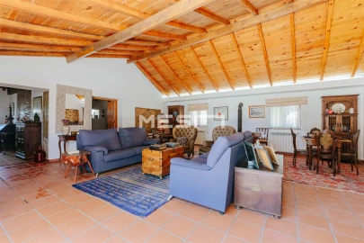 Quinta T4 para Venda em Sesimbra (Castelo)