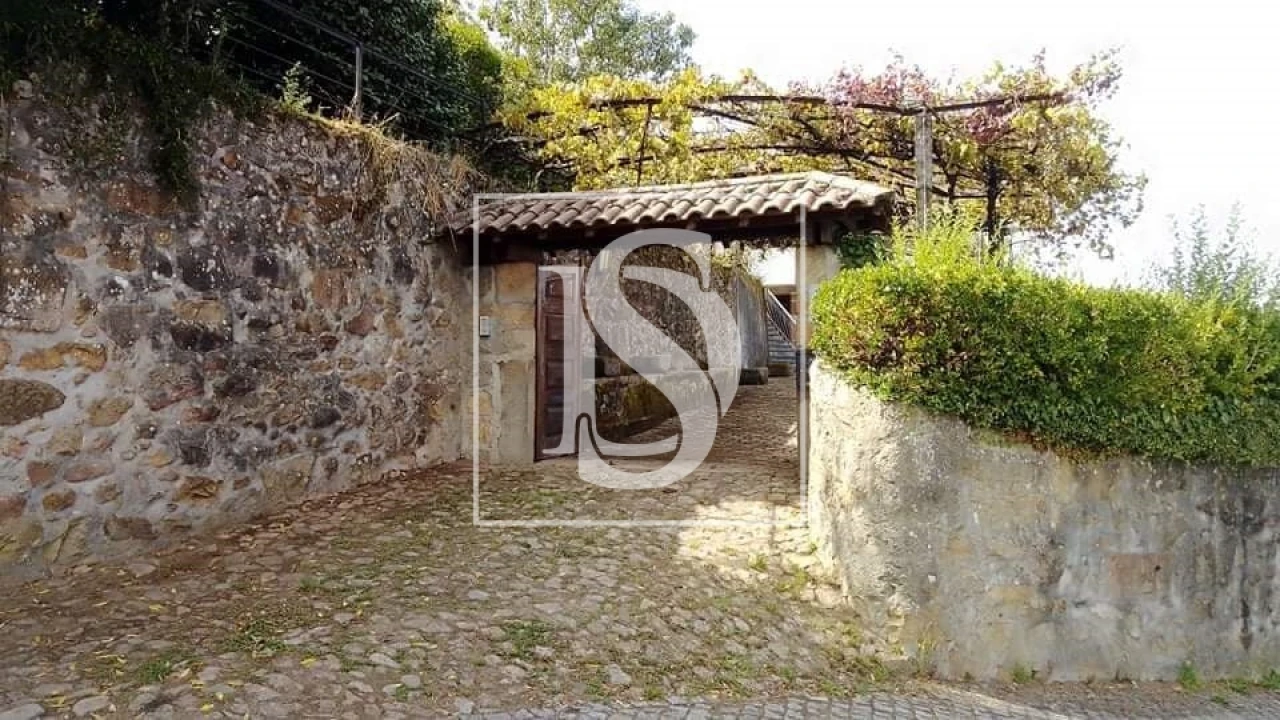 Moradia T6 para Venda em Roriz Foto 1
